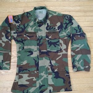 Vintage Army Camo Jacket Sz Medium/XLong